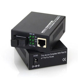 Bộ chuyển đổi cáp quang Ethernet đen 10/100 / 1000M Chế độ đơn sợi 20km